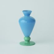 AM024BLG 1901 Blue/Green Vase